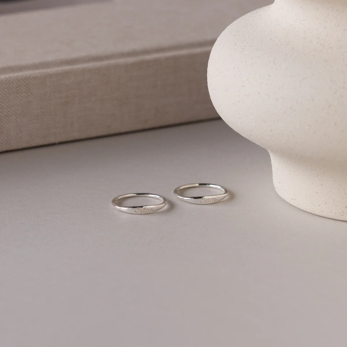 Ann Skinny Name Ring in Silver - Image 5