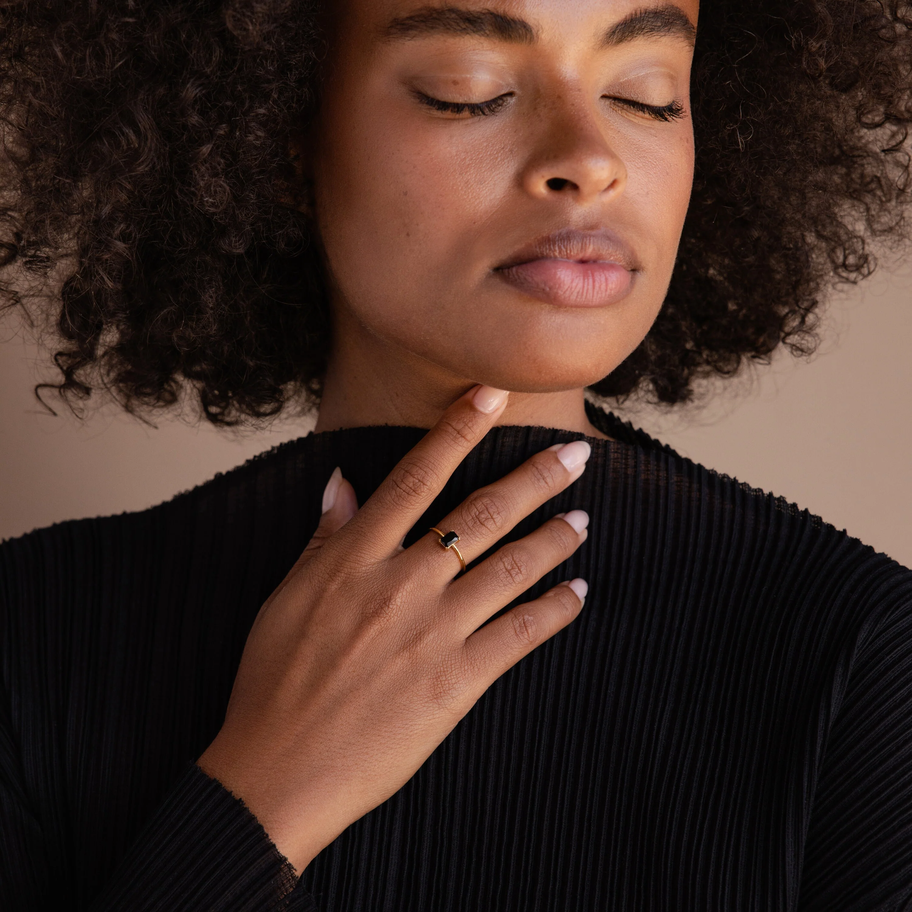 Black Emerald Ring - Image 5