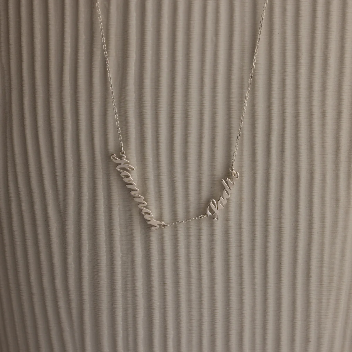 Carrie Multiple Name Necklace - Image 4