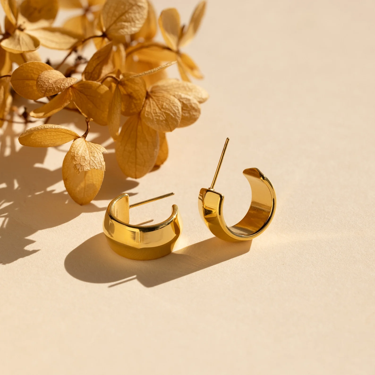 Chunky Bold Hoops - Image 2