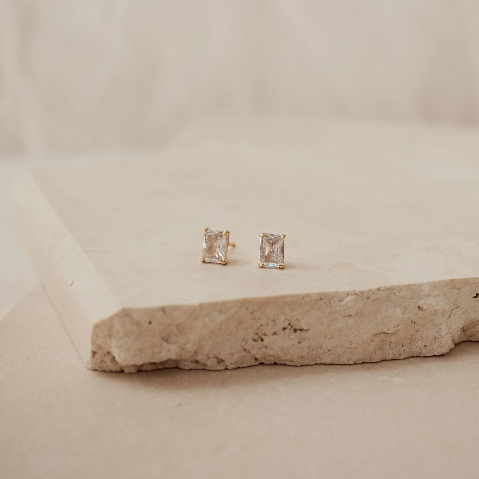 Emerald Diamond Studs - Image 4