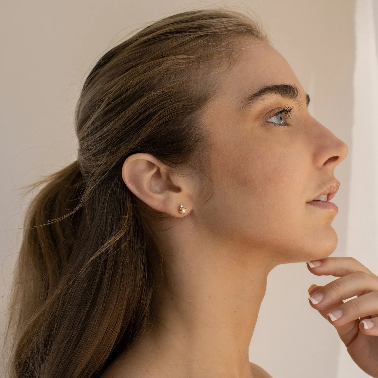Julia Pearl Studs - Image 5