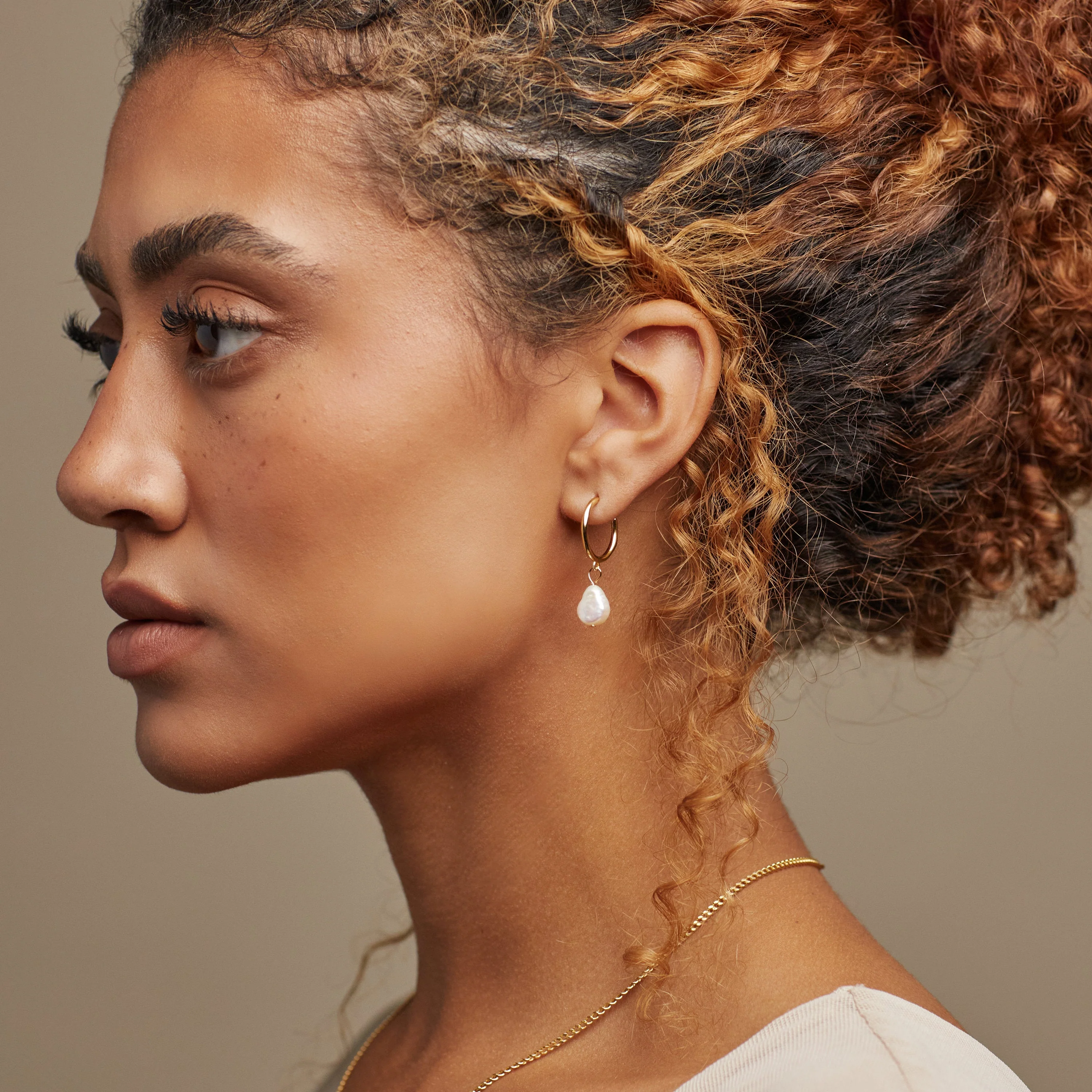 Margot Pearl Hoops - Image 4