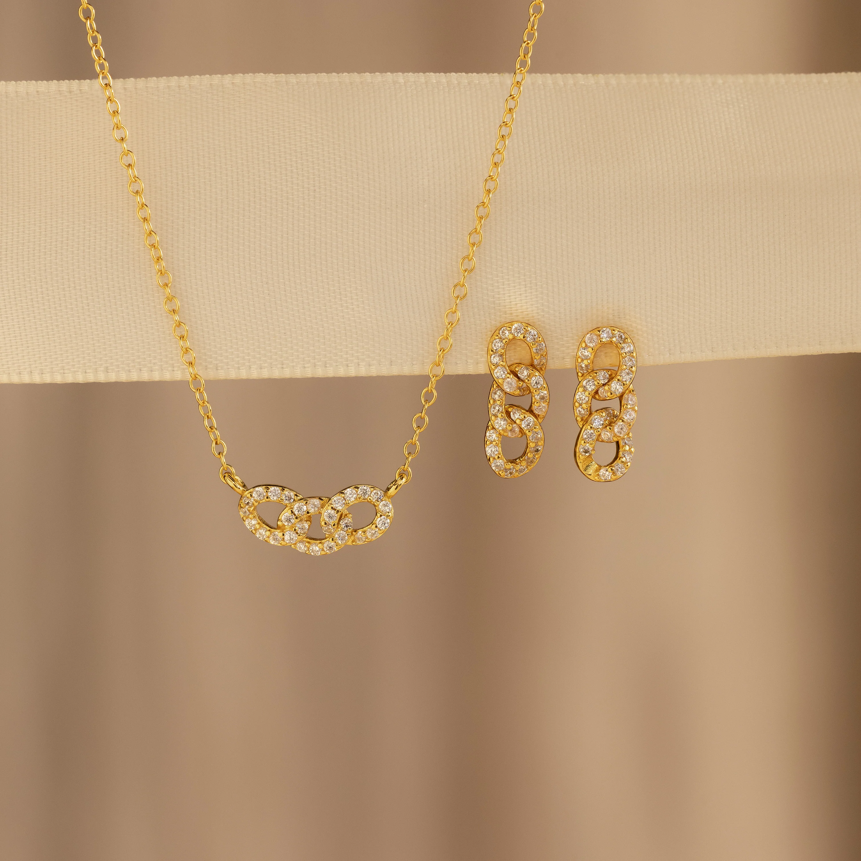 Pave Link Studs - Image 7