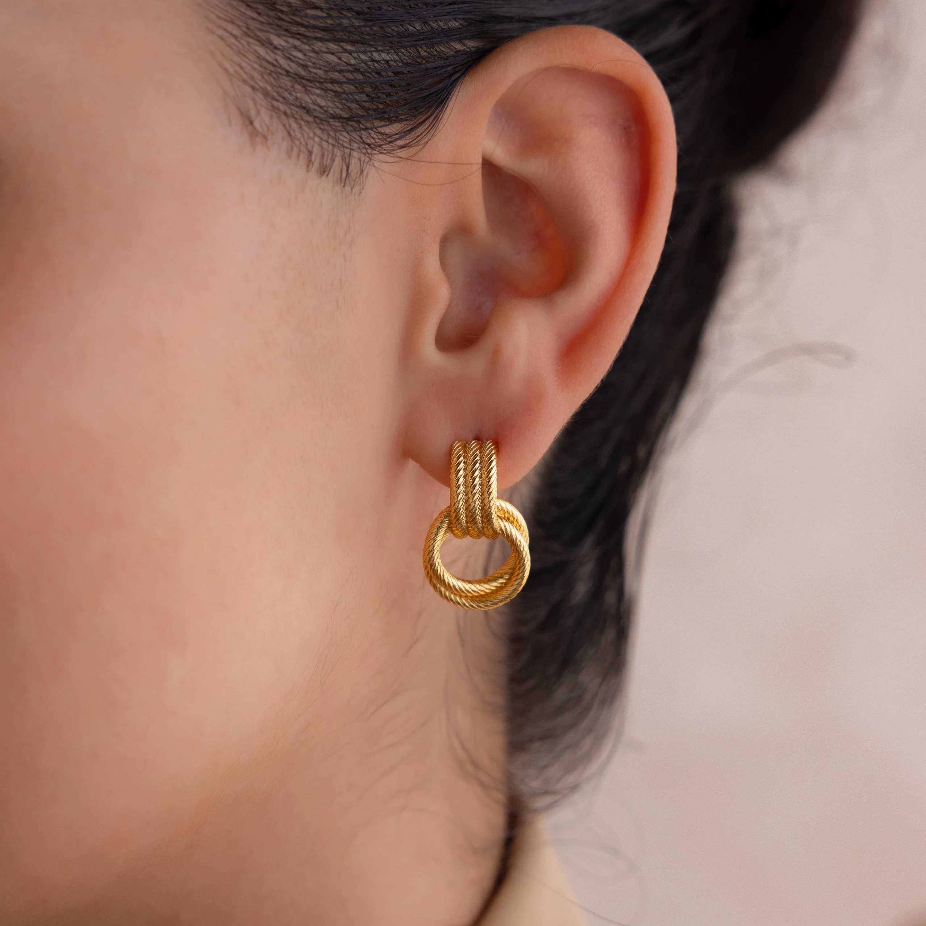 Ribbed Duo Knot Earrings
