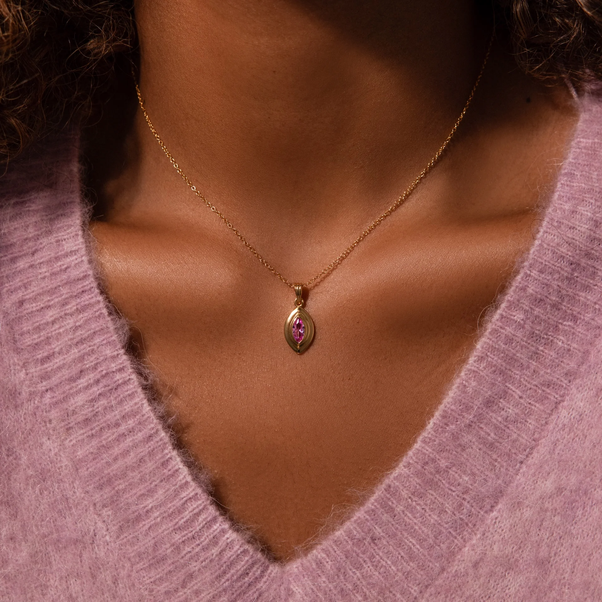 Ribbed Emerald Pendant Necklace - Image 2