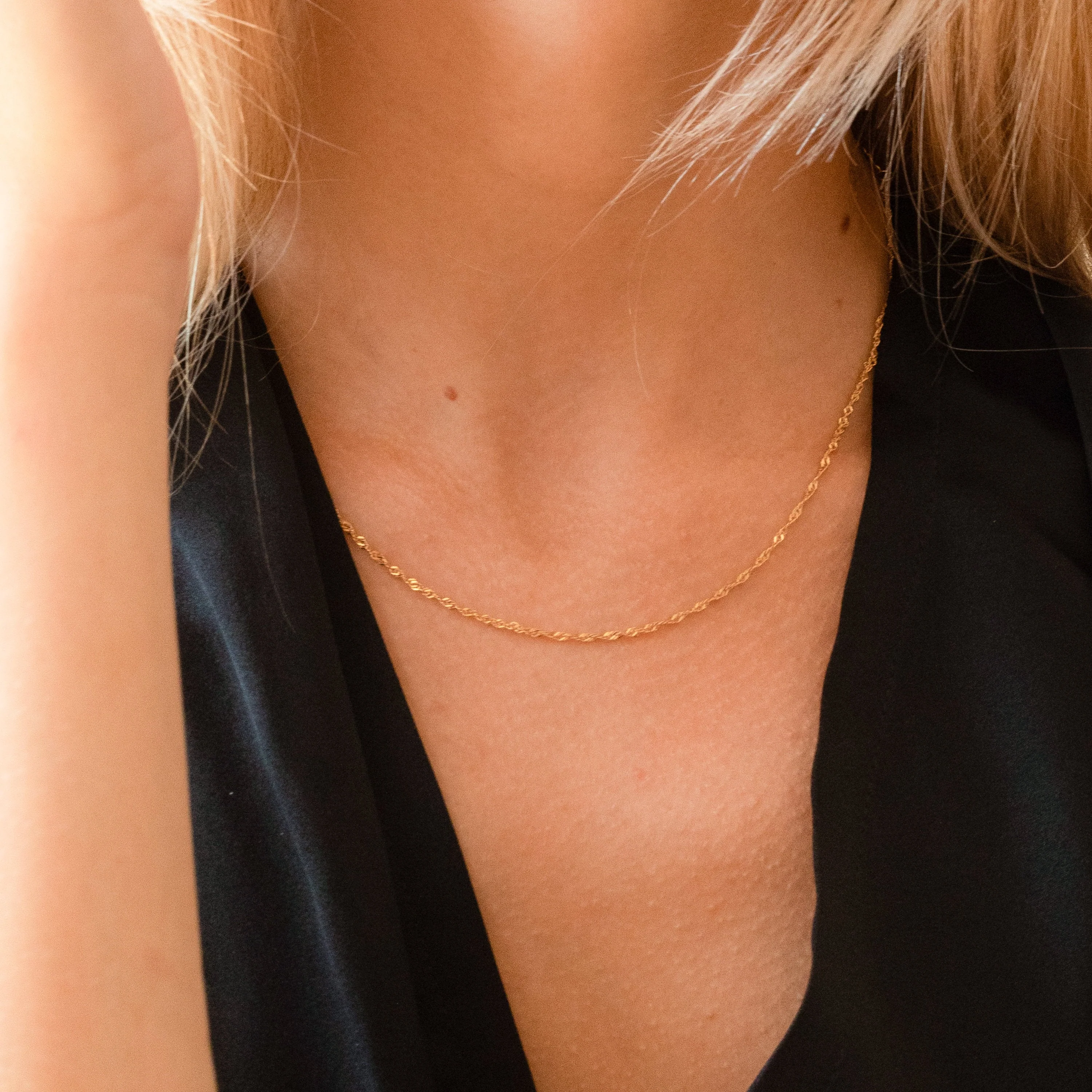 Singapore Twist Necklace in Silver - Image 5