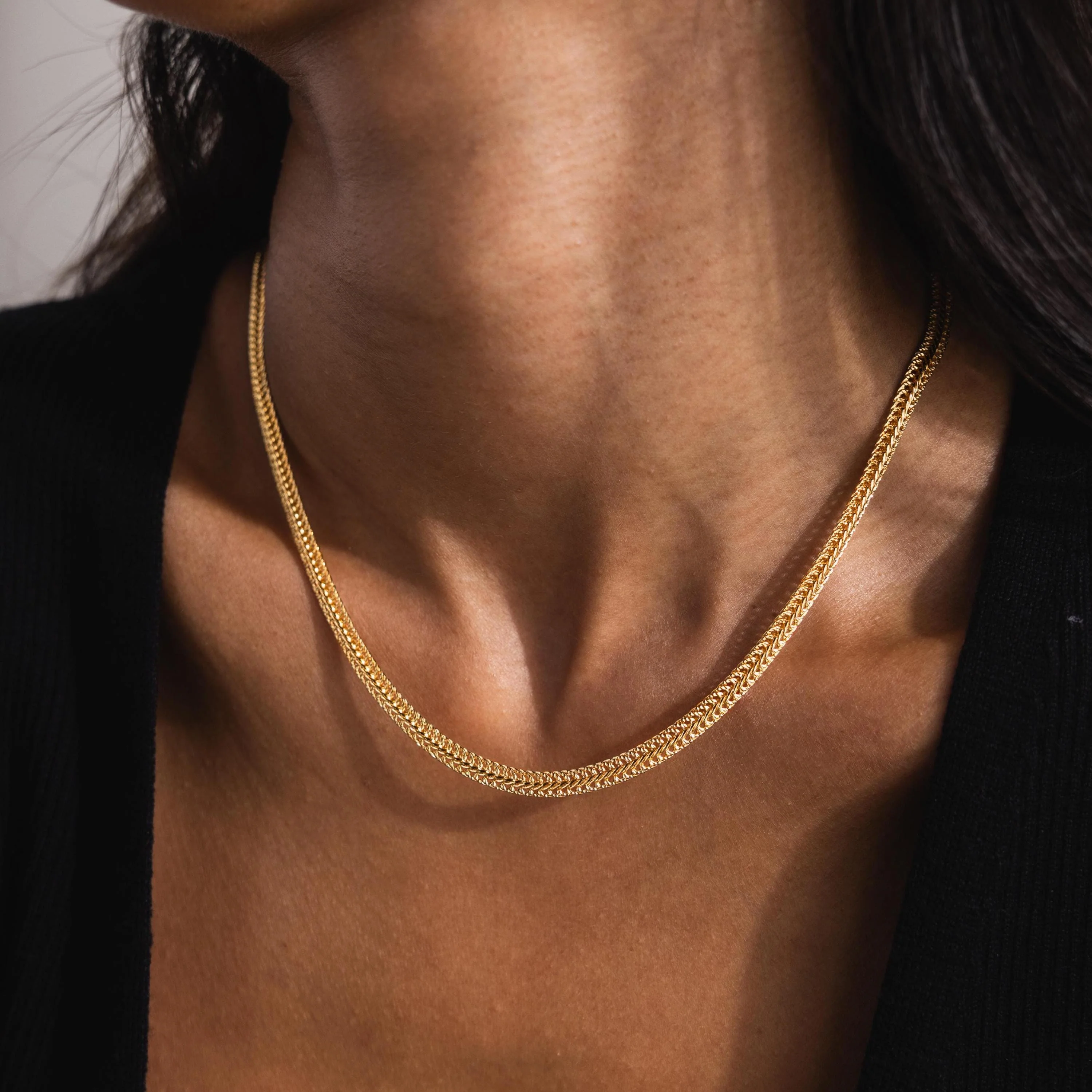Thin Mesh Chain Necklace - Image 3