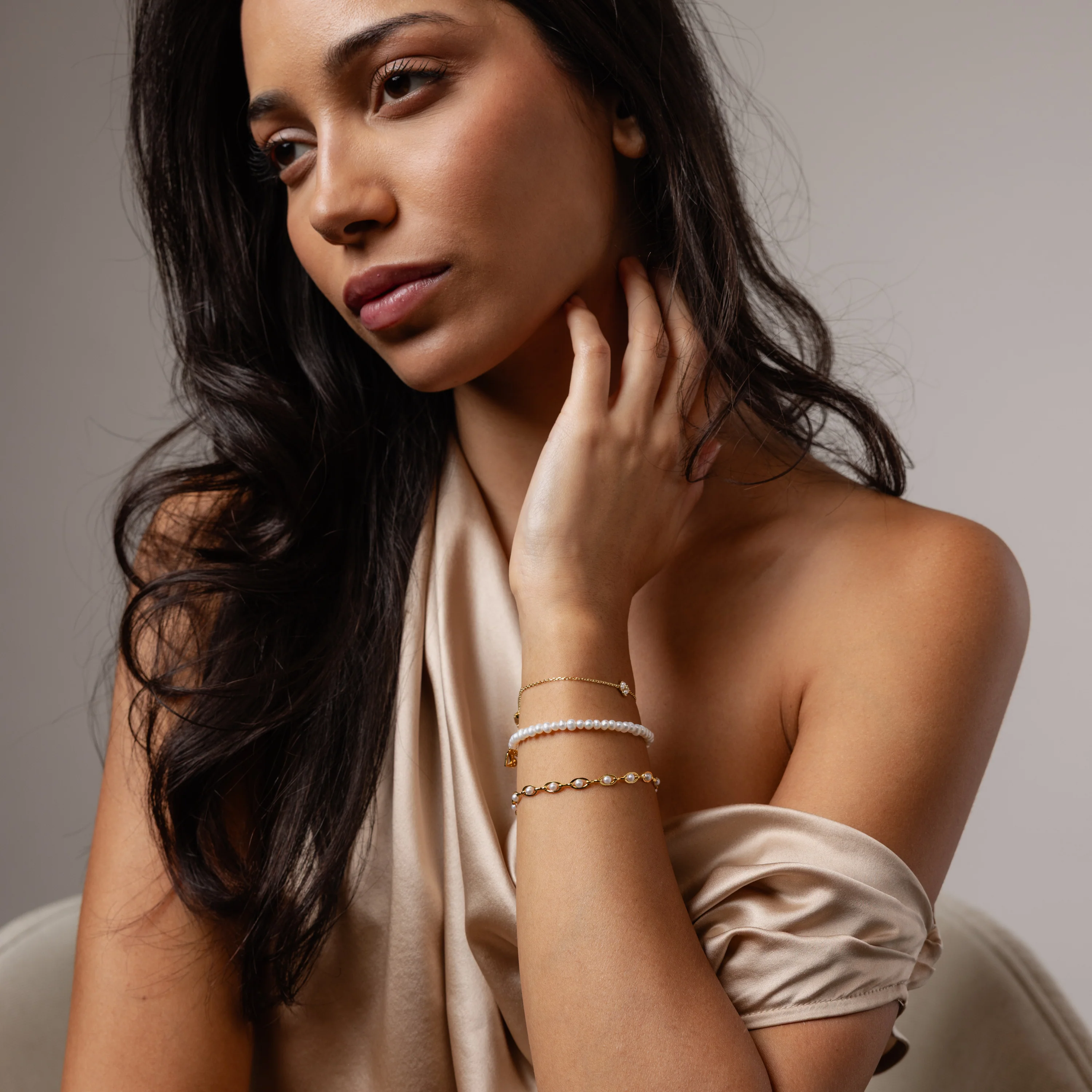 Venus Pearl Bracelet - Image 6