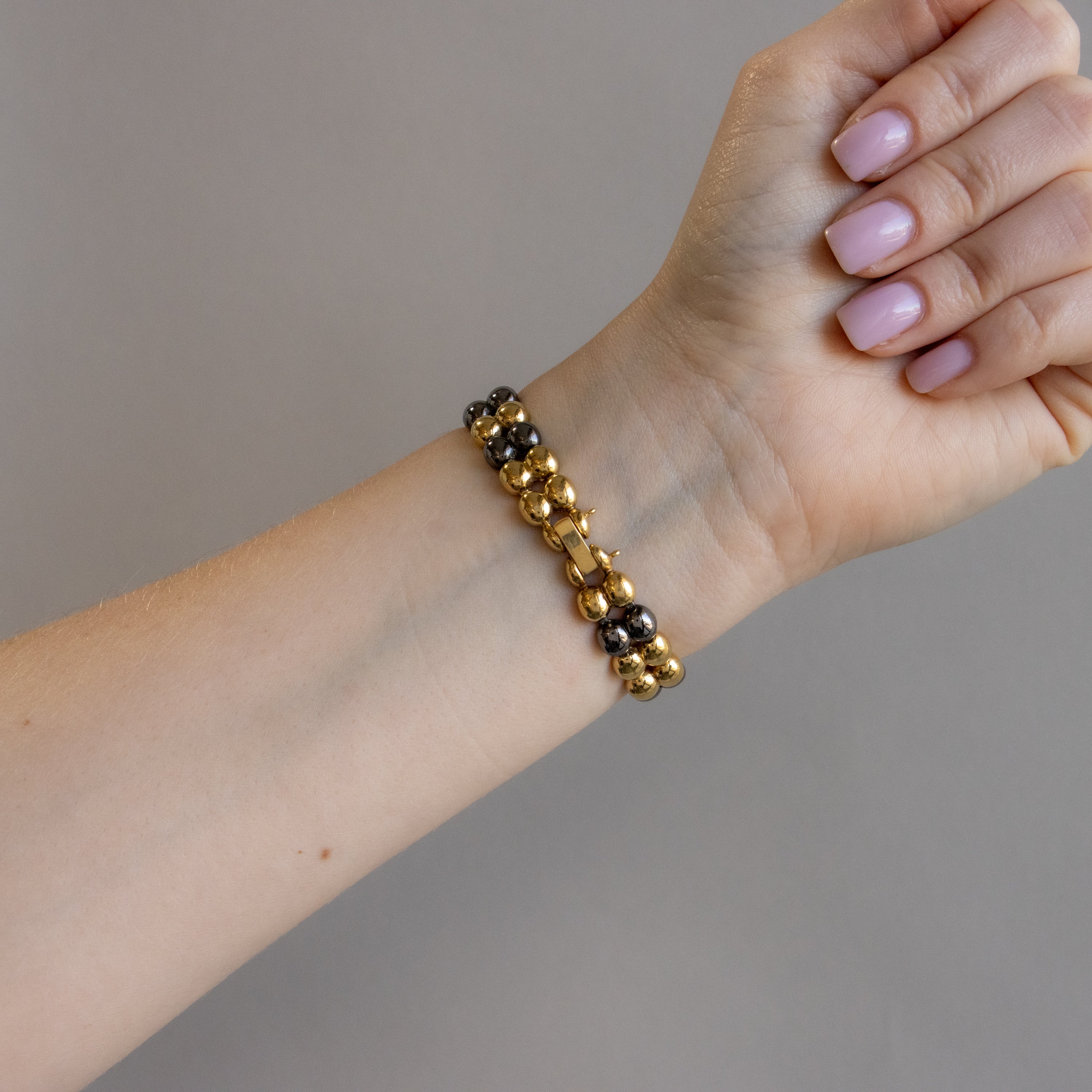 Vintage Seiko Beaded Black & Gold Watch - Image 3